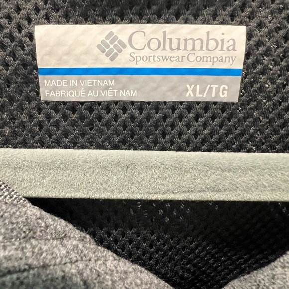 Columbia Men’s XL Gray Button Down Shirt Outdoor - Picture 2 of 5